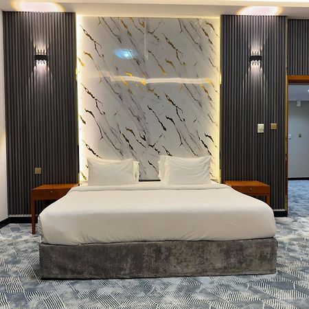 Al Massa Plus Hotel Al Ain Buitenkant foto